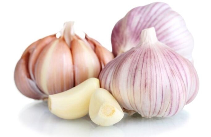 Garlic to remove parasites from the body
